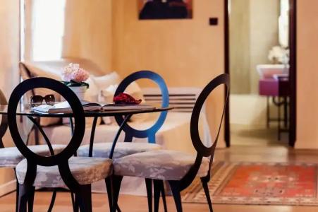 Avalon Boutique Suites - 28