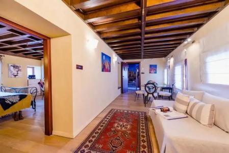 Avalon Boutique Suites - 29