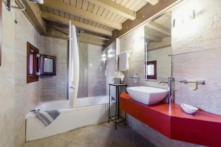 Avalon Boutique Suites - 8