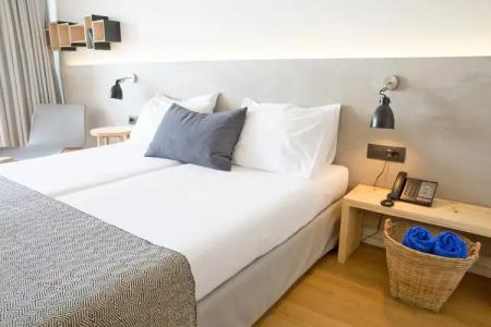 Blue Sky City Beach - 4