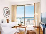 Lux.Me Family Quadruple room with sea view