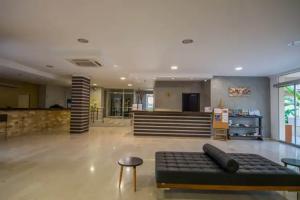 Olive Garden Hotel, Lardos