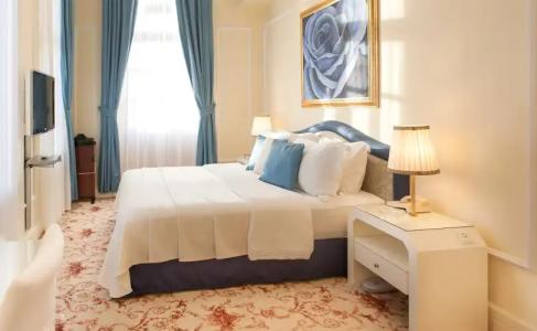 Grande Albergo Delle Rose - 64