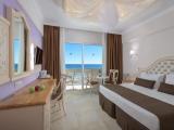 Deluxe room with sea view