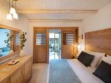 Family room with garden view