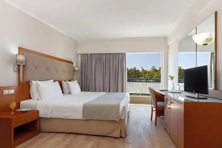 Best Western Plus Plaza - 111