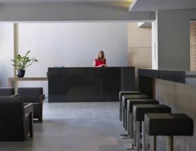 Oktober Downtown Boutique - 25