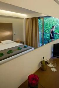 Oktober Downtown Boutique - 41