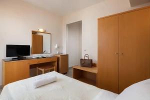 Nafsika Hotel, Rhodes Town