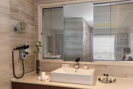 Boutique 5 & Spa - Adults Only - 8