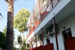 Pothos Hotel, Skiathos Town