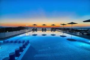 Nanakis Beach Luxury Apartments, Stavros