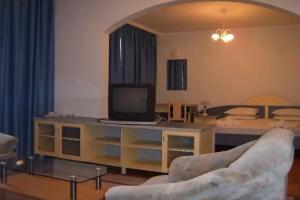 ADIS Holiday Inn Hotel, Golden Sands