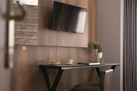 Plaza, Philians and Resorts - 119