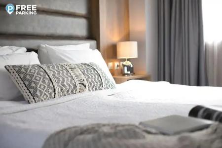 Plaza, Philians and Resorts - 120