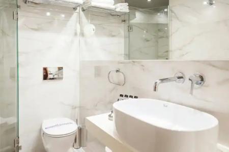 Golden Star City Resort - 8