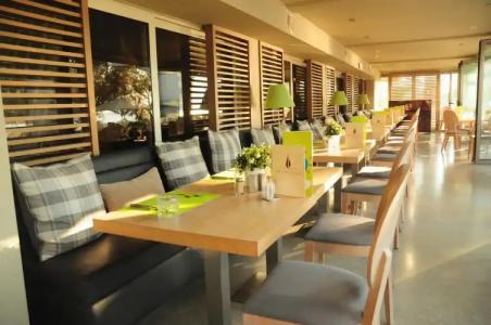 Golden Star City Resort - 37