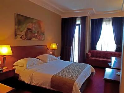 Royal Thessaloniki - 35