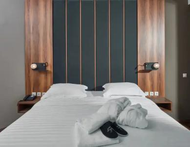 Royal Thessaloniki - 43