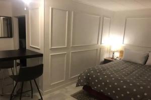 Sage Hills Motel, Cache Creek
