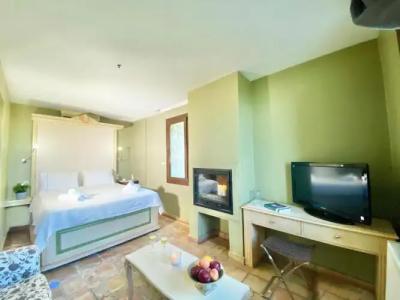 Archontika Karamarlis - 113