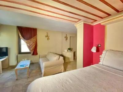 Archontika Karamarlis - 126