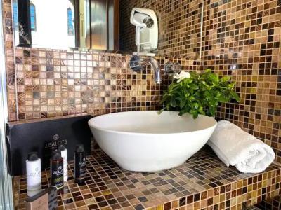 Archontika Karamarlis - 30