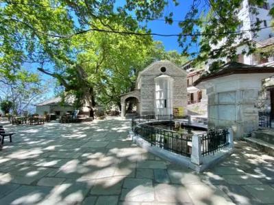 Archontika Karamarlis - 33