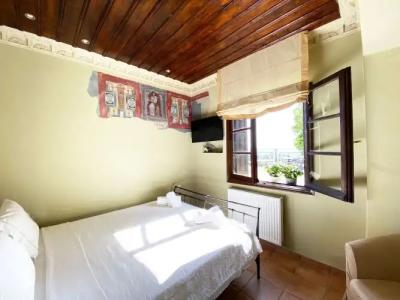 Archontika Karamarlis - 28