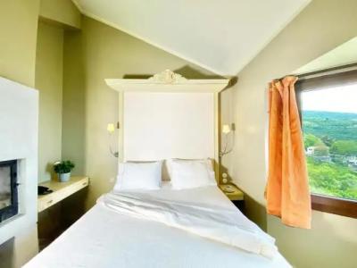 Archontika Karamarlis - 80