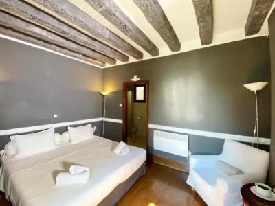 Archontika Karamarlis - 52