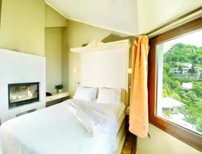 Archontika Karamarlis - 3