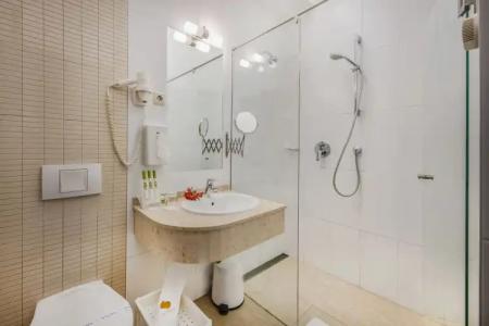 Budapest Airport Stacio Superior Wellness & Konferencia - 42