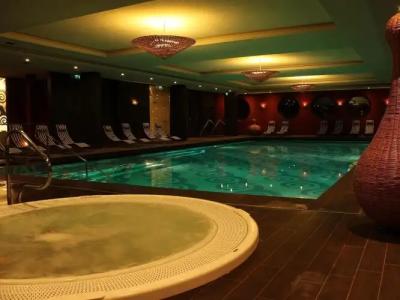 Budapest Airport Stacio Superior Wellness & Konferencia - 16
