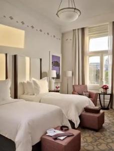 Four Seasons Gresham Palace Budapest - 5