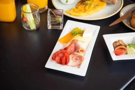 Crowne Plaza Budapest, an IHG - 13