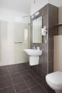 Rubin Wellness & Conference - 207