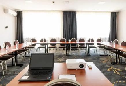 Airport Budapest - 17