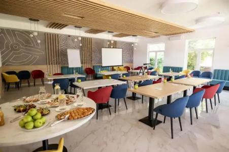 Airport Budapest - 34