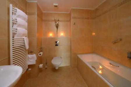 Holiday Beach Budapest Wellness with Sauna Park - 79