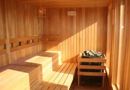 Holiday Beach Budapest Wellness with Sauna Park - 17