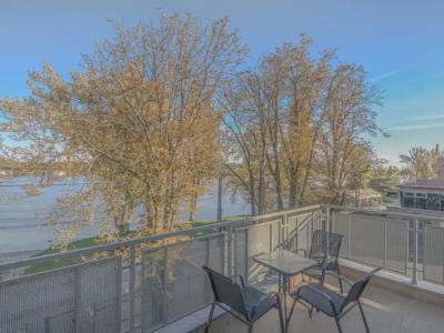 Holiday Beach Budapest Wellness with Sauna Park - 84