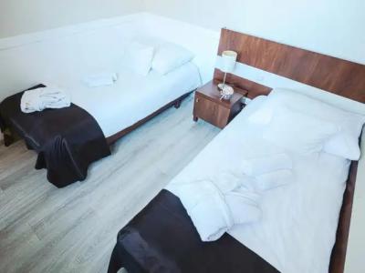 Holiday Beach Budapest Wellness with Sauna Park - 2