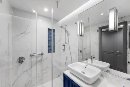 Leonardo Budapest - 9