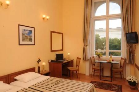 Budapest Museum Central - 32