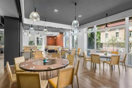 Park Inn By Radisson Budapest - 10