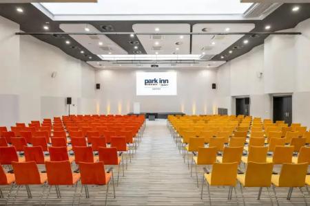 Park Inn By Radisson Budapest - 30