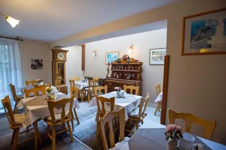 HELIOS Apartments - 30