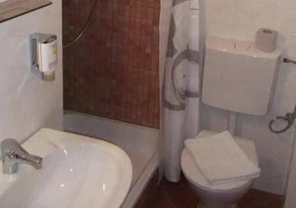 HELIOS Apartments - 8