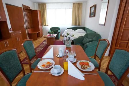 HELIOS Apartments - 13